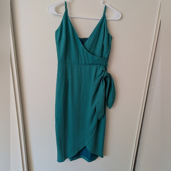 Lovers + Friends Dresses & Skirts - Lovers + Friends Womens XS Orchid Dress Green NWT Cocktail Party Formal